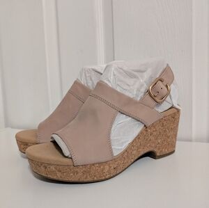 New Clarks Womens Heel Sandal Giselle Glow Sandals Tan Leather Slingback 10 Wide